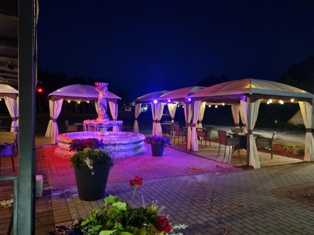 Relax Park Hotel Sventoji Ngoại thất bức ảnh